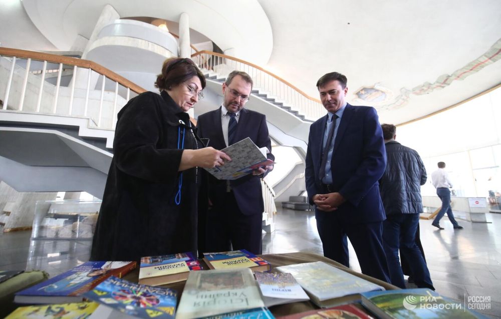 Украинские войска обстреляли Первомайск Украинские войска обстреляли Первомайск