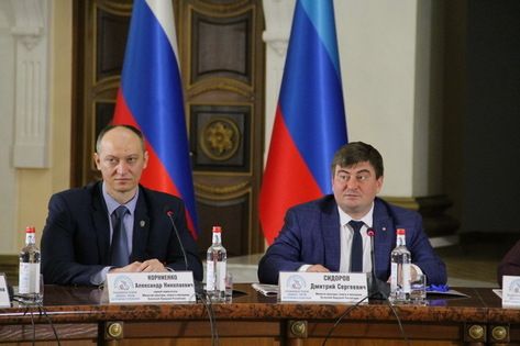 ����� 100 ����������� ����������� � ������������ ������� ���������� � ��� � ����