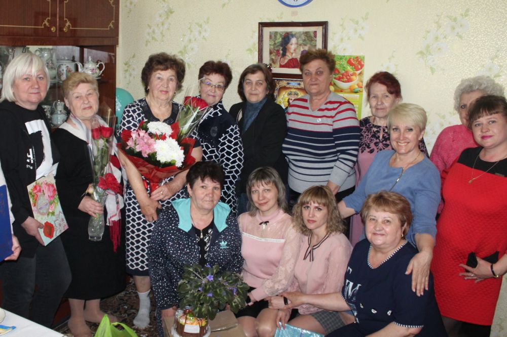 ��������� �� ���� ��������� ���������� � 80-������ ������������ ����������� ����������� ������ ��������