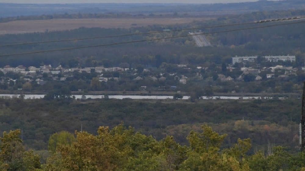 Под натиском союзных сил ЛНР и РФ украинские боевики отступили за реку Северский Донец в сторону Лисичанска