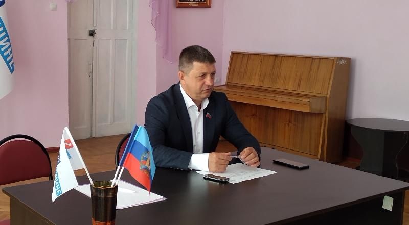 Павел Малый в Брянке провел сход граждан