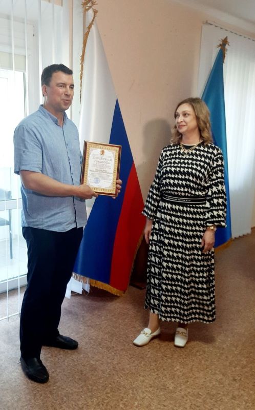 Министр здравоохранения Наталия Пащенко вручила награды ученым-медикам Новосибирского государственного медицинского университета за участие в спасении жизней жителей Луганской Народной Республики