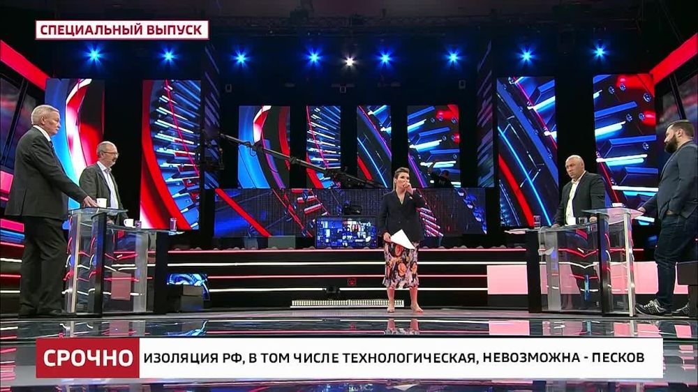 Сегодня в программе 60 минут рассказал об обстреле г. Стаханов, а также по ситуации на трассе Горское- Лисичанск