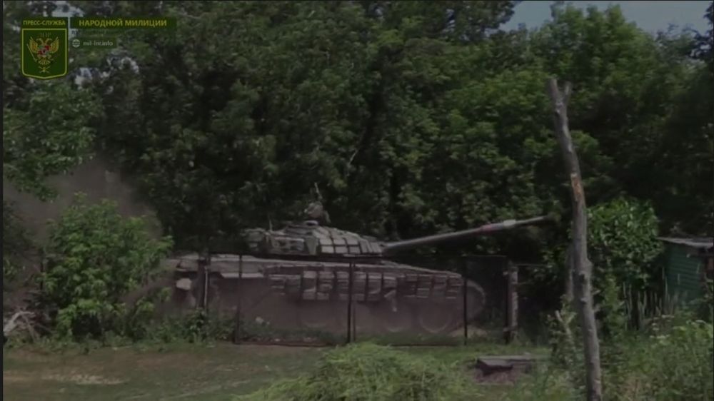 Союзные силы России и ЛНР замкнули котел у Золотого