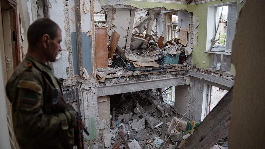 Военный эксперт назвал лицемерным приказ солдатам ВСУ покинуть Северодонецк