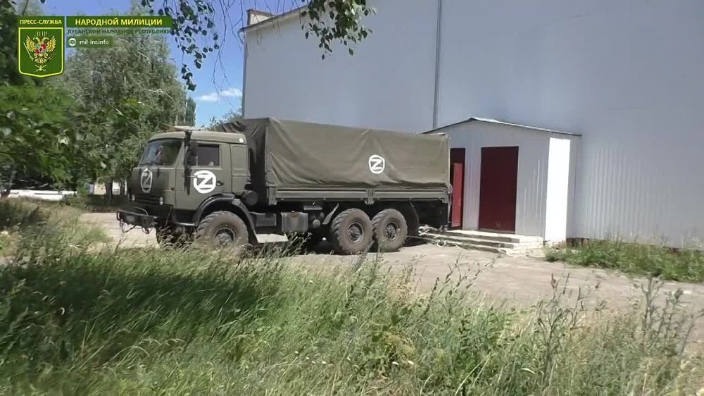 От правительства Ростовской области НМ ЛНР доставила для жителей Горского и Золотого 10 тонн гумпомощи