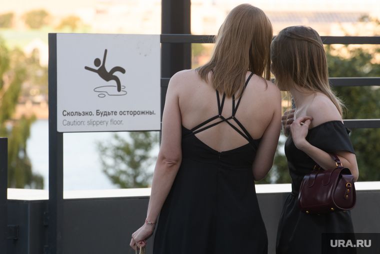 Общественник позвал девушек из ДНР переехать в ХМАО