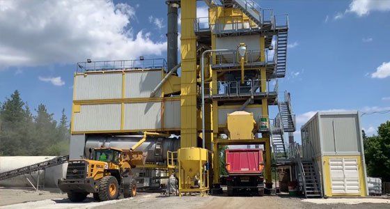 АСФАЛЬТОБЕТОННЫЙ ЗАВОД НАЧАЛ РАБОТУ В СЧАСТЬЕ