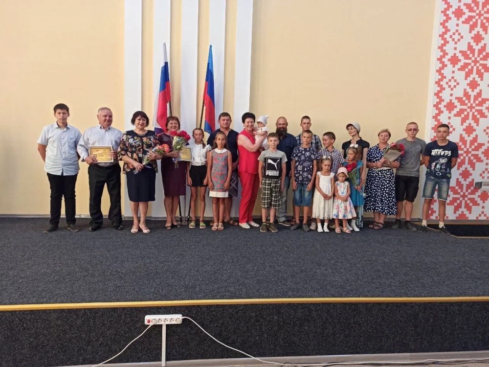 � ������� � ������� ���� ������������� ������ ������������� �����������, ����������� ��� �����, ����� � ��������