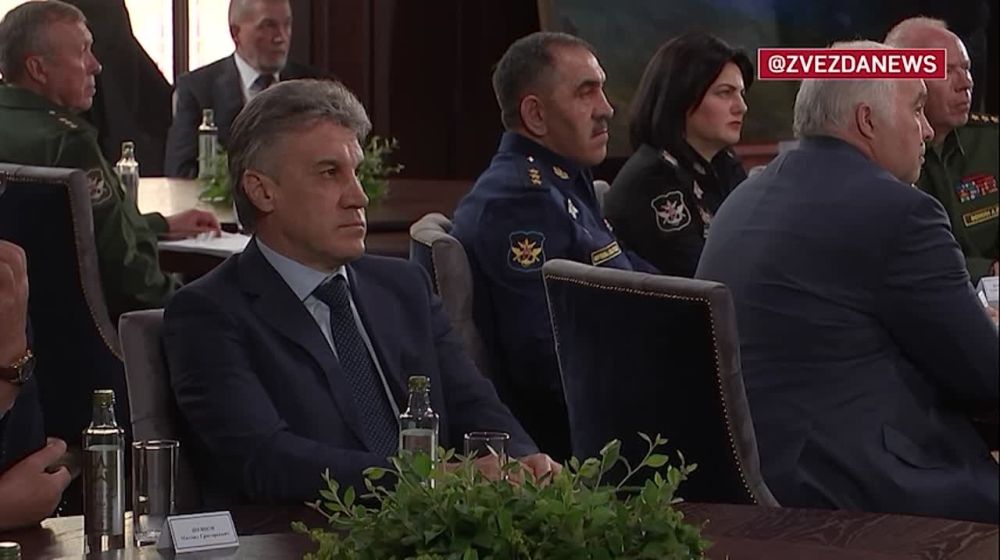 ������ �� ����� ������ � �������, ����� �������� ����� ������ - ���� ������ ��� ������ ����� ����, ������ ����� ��� �������� �� ����������� �� ������ 30-����� �������������� �������� �� �������������� �������-����������� ���������