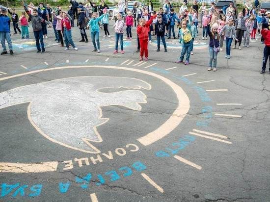 �� ����� � ������ ������� �������� ������� 800 ����� �����