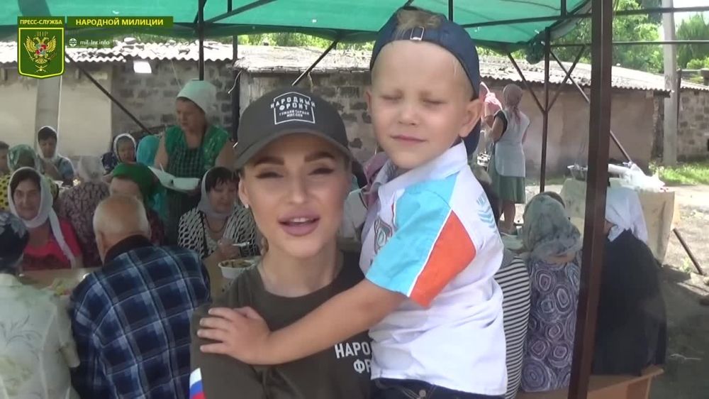 Общественники из РФ открыли социальную кухню на территории храма в Счастье