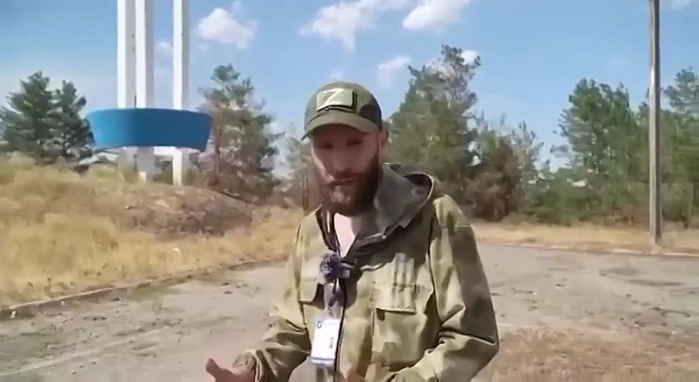 ����� "������������" ������������� � "������������" � ����� ��������� ����� � �������� "����"