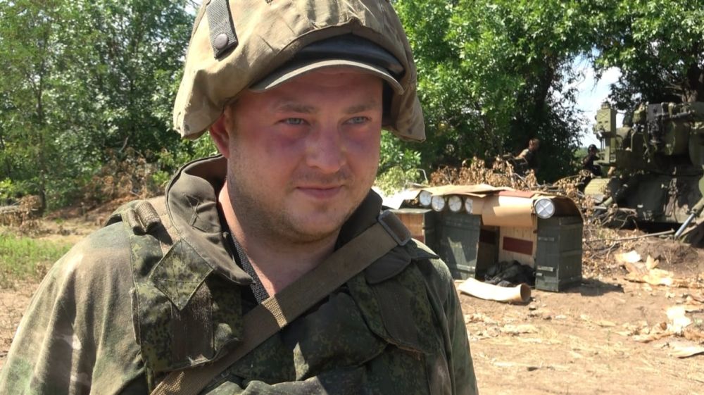 Как шахтёр уничтожил десятки объектов ВСУ: заряжающий мощнейшей гаубицы «Пион» армии ЛНР рядовой