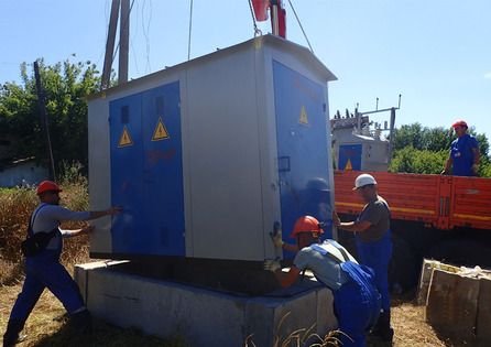 Специалисты РСК и энергетики с Алтая завершают работы по запуску подстанций в Веселой Горе