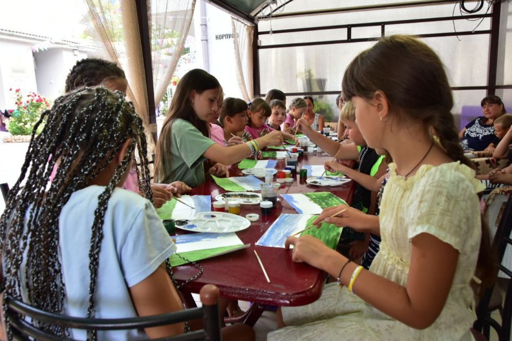 � ������� ����� � ���� ���� ��������� 600 ����� �� ����