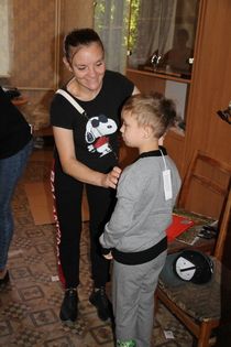 Ставропольский край передал Антрацитовскому району четыре тыс. комплектов школьной формы