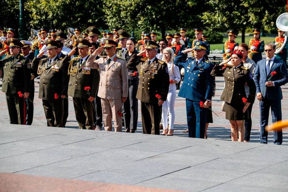 В составе делегации руководителей военно-музыкального фестиваля «Спасская башня» и представителей российских и зарубежных...