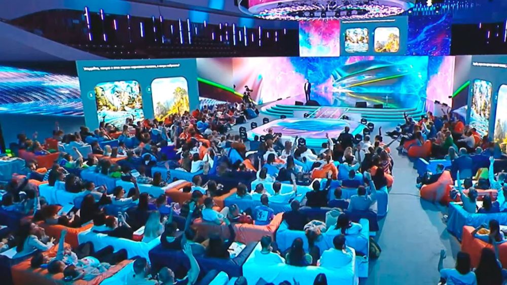 Сила убеждения, международного права и истории: о чем говорили на старте марафона «Знание»