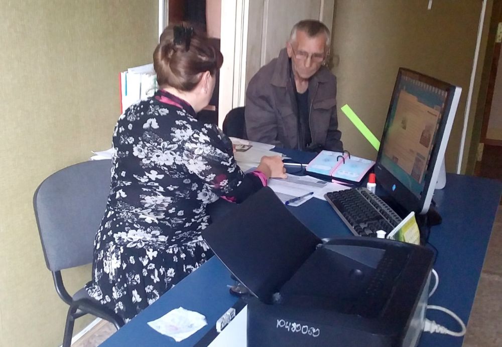 В ОПОЖД г. Миусинск ежедневно проводится работа по регистрации и заверению справок, содержащих сведения о составе семьи, актов о фактическом месте проживания, бытовых характеристик для предоставления их в учреждения и организации