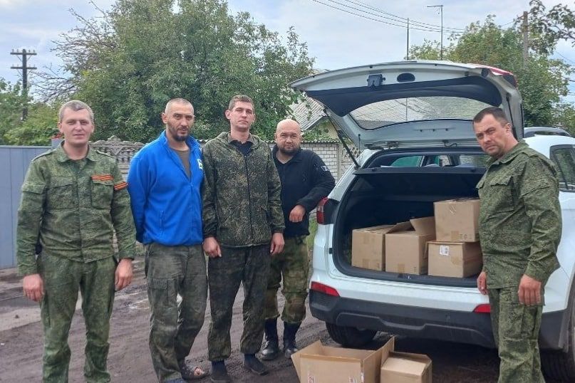 15 сентября депутаты Народного Совета ЛНР Олег Попов и Владимир Санкин выехали на передовые позиции на Лисичанском...