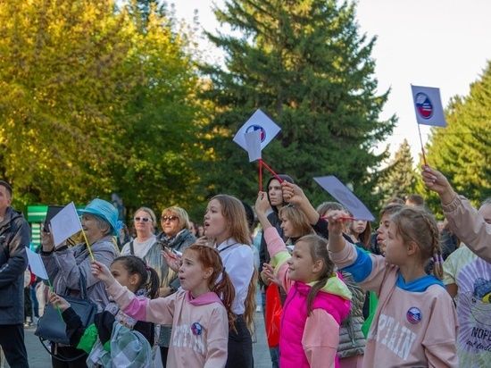 Концерт для детей Донбасса провели судебные приставы Красноярска