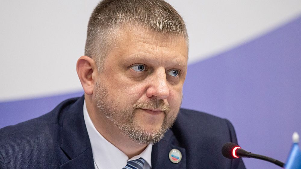 �������� �������� ����� � ����������� �� ��������� ��� � ������ ������