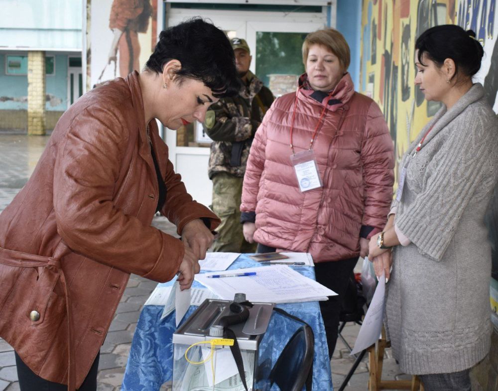 Евгений Морозов: Первый день референдума о вхождении Луганской Народной Республики в состав Российской Федерации