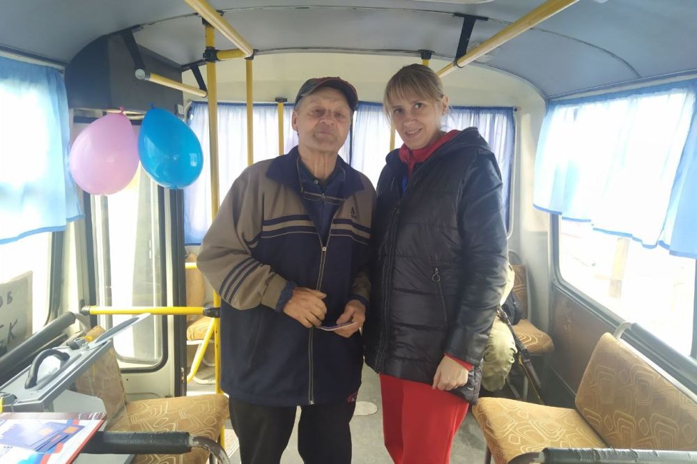 В 08:00 открылись все избирательные участки в Стаханове, Ирмино и Алмазной