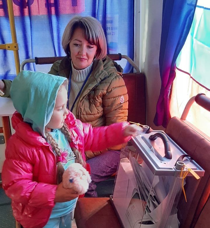 В Стаханове, Ирмино и Алмазной завершился четвертый день голосования