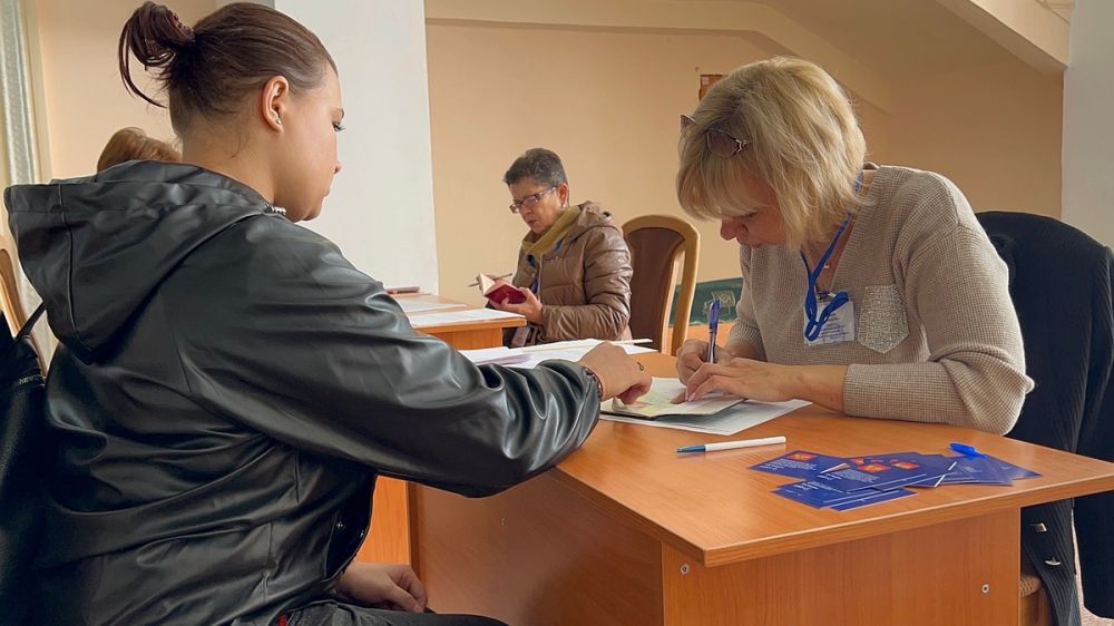 �� ��������� ������ ������� ������ ����������-������������ �� ������������ � ��������� ����� ���������� � ������ ������