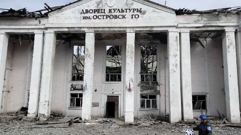 ВСУ нанесли новые ракетные удары по ЛНР, обстрелами разрушен Дворец культуры и поврежден детсад