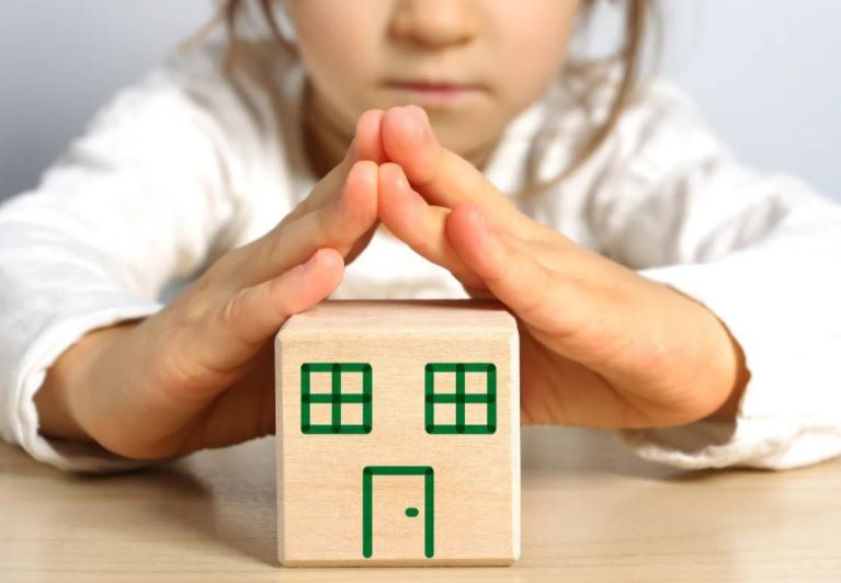 Проверка условий жизни несовершеннолетних подопечных