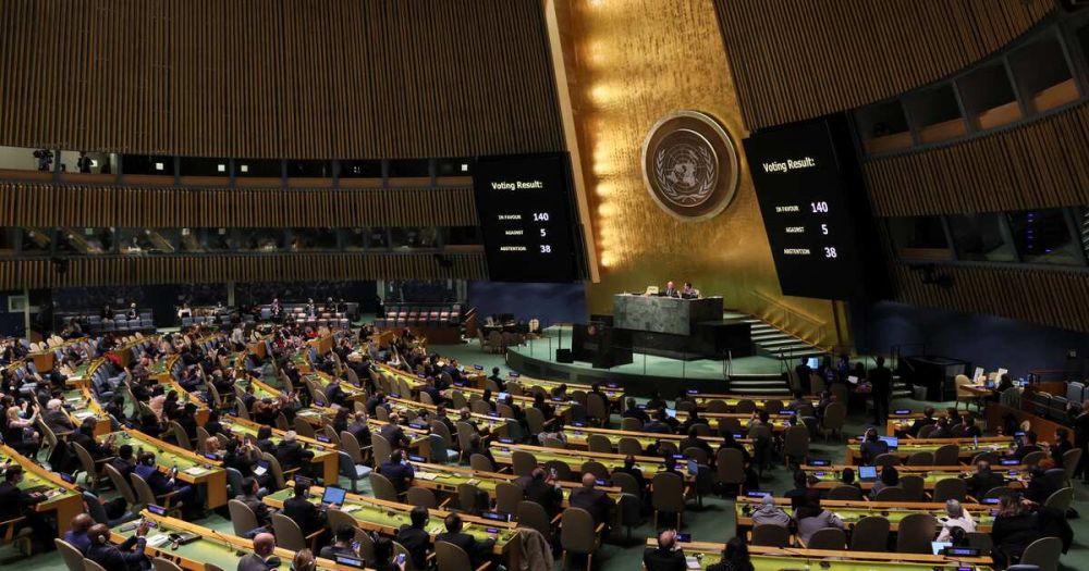 Сербия и Венгрия проголосовали за антироссийскую резолюцию на ГА ООН