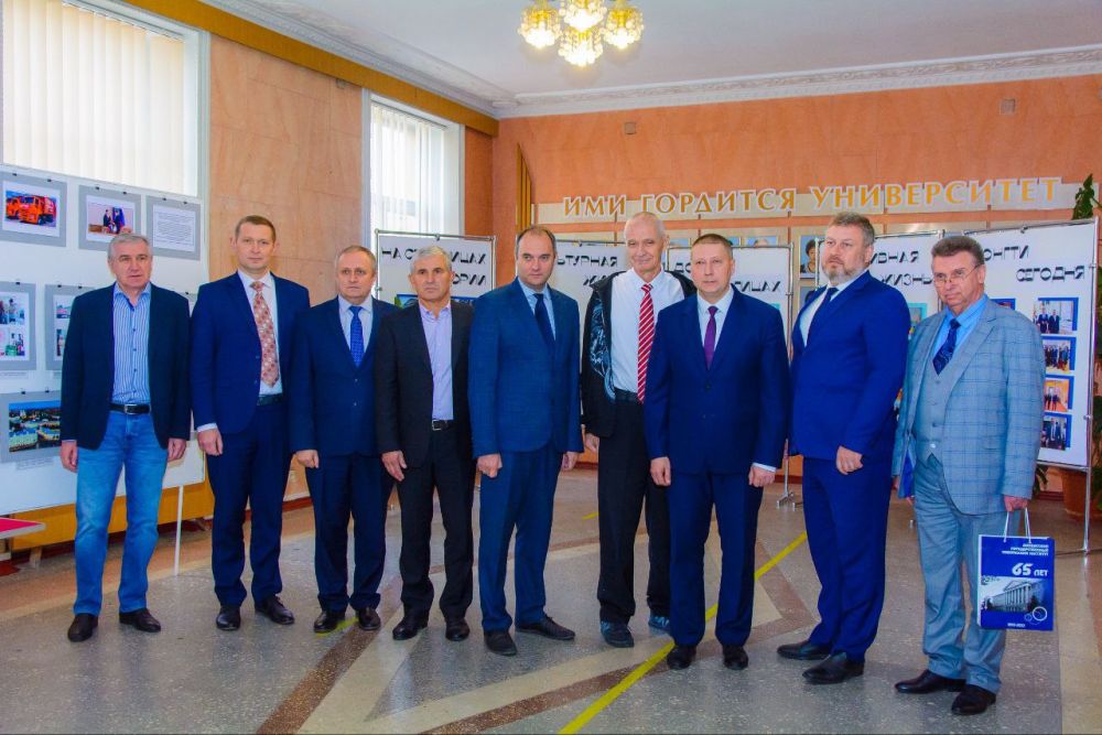 � ���������-���� ������ ���������� ��������� ��������� ��������� ������������� ����������������� ����������� �65-��� ������