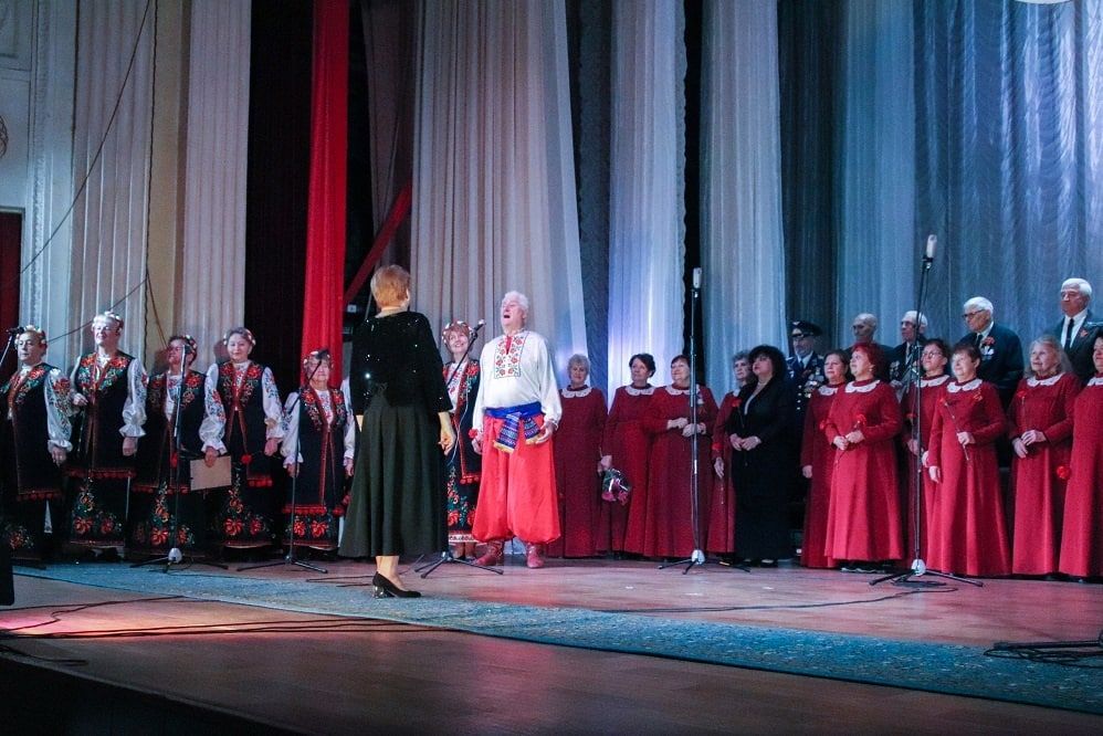 ������������� ������� ��� ���������� � 60-������ ����������� ���