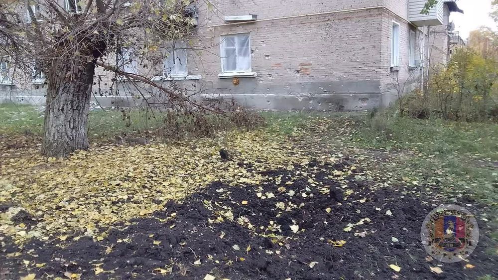 ВСУ обстреляли жилые дома в Новодружеске (ЛНР)