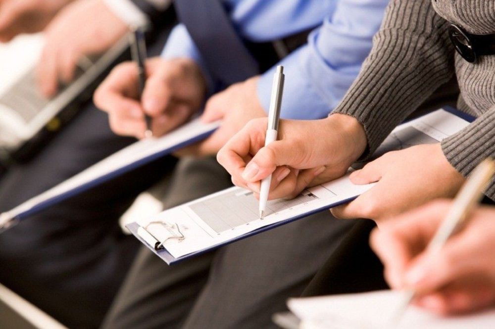 Сотрудники Центра занятости провели встречу с луганскими переселенцами