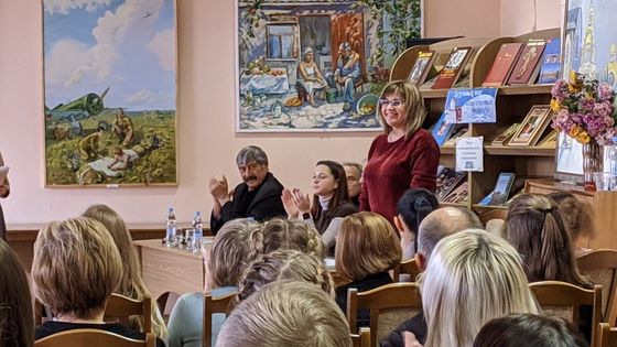 Более 100 учащихся из 10 регионов ЛНР приняли участие в конкурсе чтецов духовной поэзии