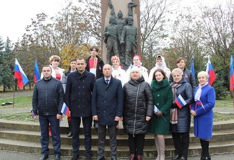 Жители Республики впервые отметили День народного единства в составе России