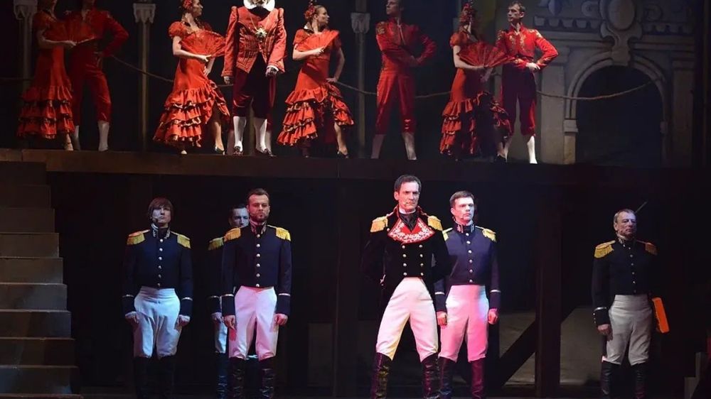 Первые гастроли в статусе российских артистов: Творческие коллективы Донбасса отправились в большом турне по России