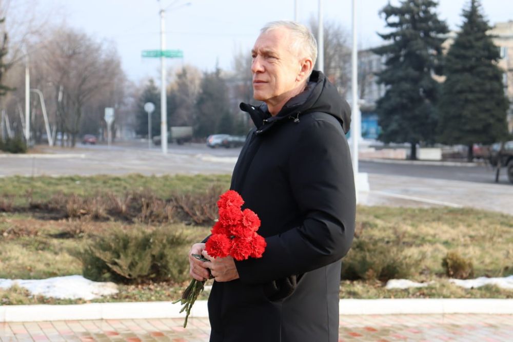 ������ �������� �������� ����� � ������ � �������, �������� � ���������� ���������� ��������