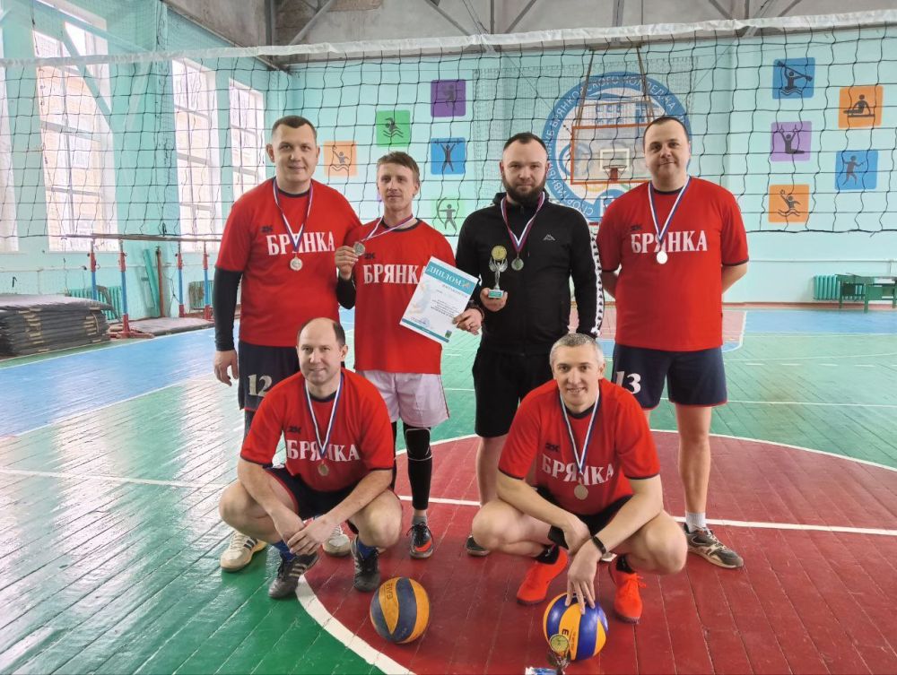 Евгений Морозов: Крутая спортивная суббота. С каким бы счётом не оканчивались турниры, Брянка всегда лучшая