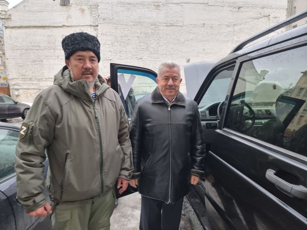 Сегодня передали казакам сводной казачьей бригады «Дон» имени Архистратига Михаила автомобиль УАЗ Патриот, который так необходим бойцам для эффективного выполнения боевых зада...