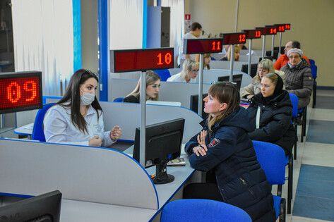 Открывшиеся в ЛНР отделения МФЦ оказывают услуги по предварительной записи