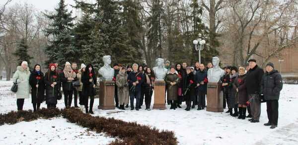 ������������� �� ������� ������ ���������������� � 80-� ��������� ����� ������������