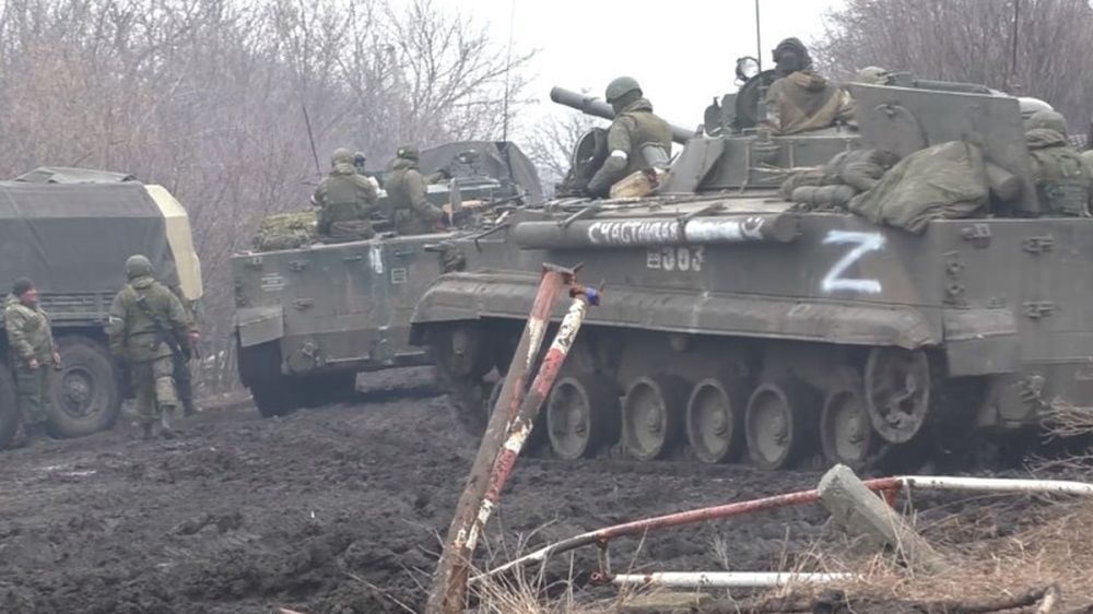 Артемовск находится в оперативном окружении, войска РФ смыкают кольцо за городом