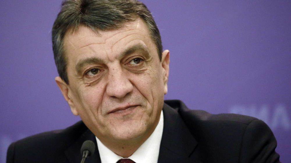 ����� �������� ������ ������� ����� ��� ������� � ����������� �������