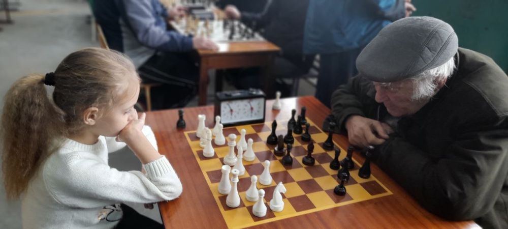 4 февраля на стадионе «Нива» пгт.Станица Луганская состоялся открытый районный шахматный турнир по блицу, посвящённый 80-летию победы советских войск в Сталинградской битве