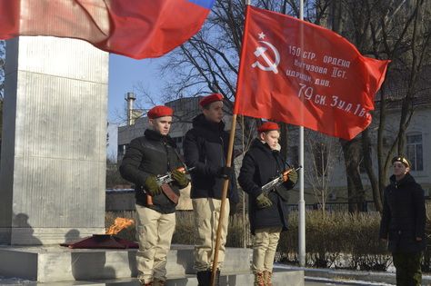 ��������� � ���� 80-����� ������������ ������ �� �������� ������� ������ �������� ��������